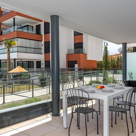 Fantastic Poolfront Apartment In Middel Views By Costarentals - Ref 161 Фуэнхирола Экстерьер фото