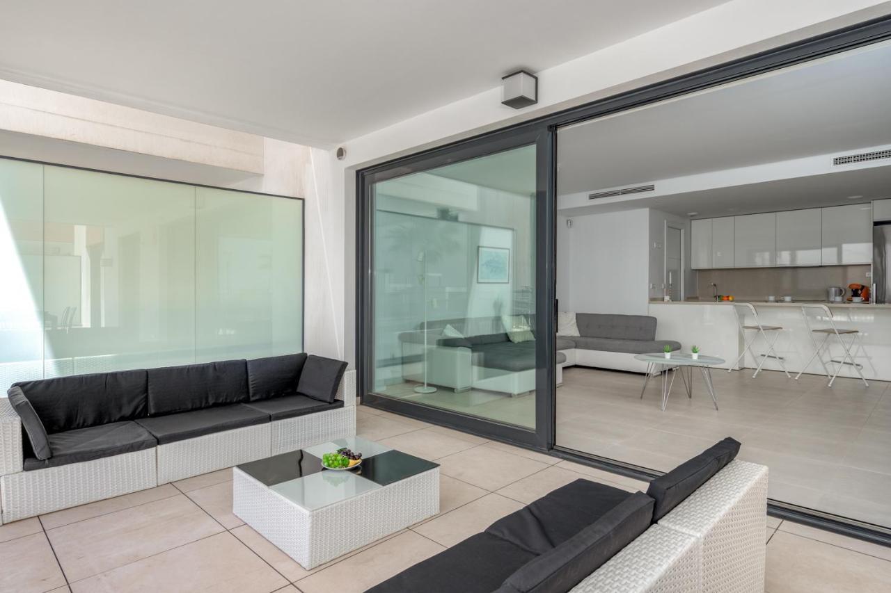 Fantastic Poolfront Apartment In Middel Views By Costarentals - Ref 161 Фуэнхирола Экстерьер фото